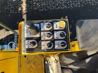 BOMAG BM 1300-30 — Foto 3