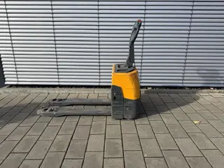 Jungheinrich EME114 - NEUE Batterien 10/2025 — Elektrohubwagen — gebraucht kaufen | 123Machinery