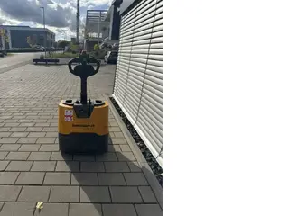 Jungheinrich EME114 - NEUE Batterien 10/2025 — Foto 5