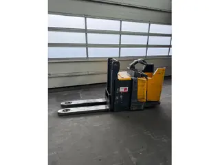 Jungheinrich ERD 220 — Hochhubwagen — gebraucht kaufen | 123Machinery