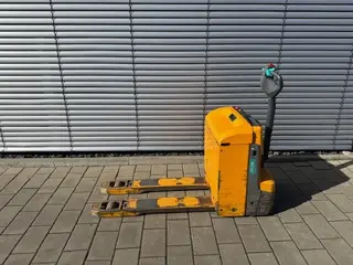 Jungheinrich EJE 116 — Elektrohubwagen — gebraucht kaufen | 123Machinery