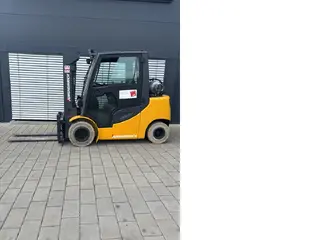 Jungheinrich TFG 430S 440DZ nur an Händler — Gasstapler — gebraucht kaufen | 123Machinery