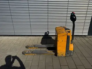 Jungheinrich EJE 116  res HP — Elektrohubwagen — gebraucht kaufen | 123Machinery