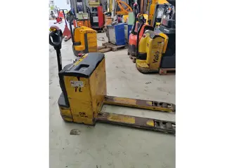 OM TL 18 — Elektrohubwagen — gebraucht kaufen | 123Machinery