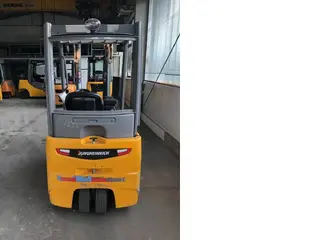Jungheinrich EFG 215 — Foto 6