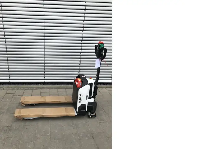 Bobcat LPM15N Neugerät!!! — Elektrohubwagen — neu kaufen | 123Machinery