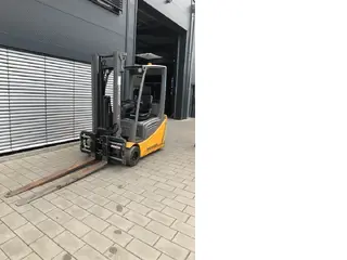 Jungheinrich EFG 220 — Foto 2