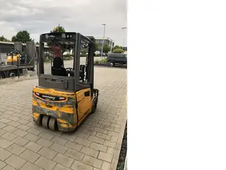 Jungheinrich EFG 220 — Foto 4