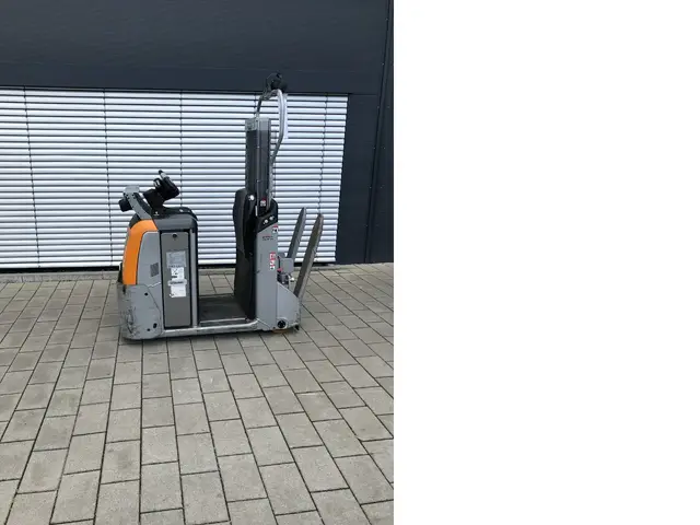 Still LTX FF 05 — Elektroschlepper — gebraucht kaufen | 123Machinery
