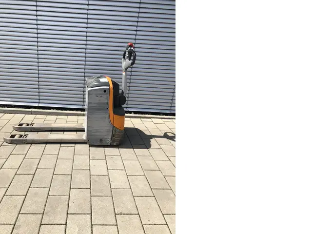 Still EXU16 BJ:2020 — Elektrohubwagen — gebraucht kaufen | 123Machinery