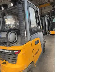 Jungheinrich TFG 320s — Foto 3