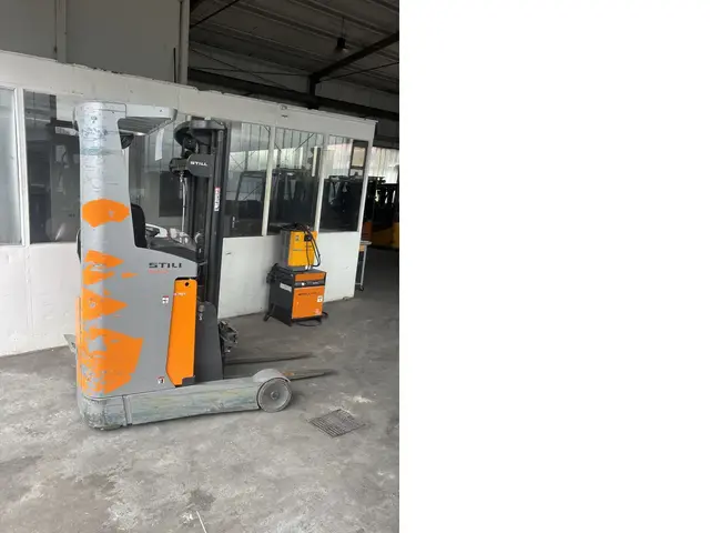 Still FM-X10 — Schubmaststapler — gebraucht kaufen | 123Machinery