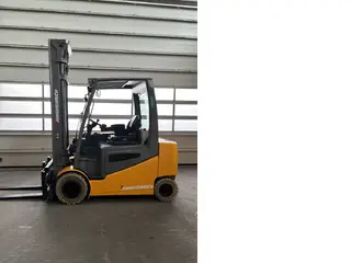 Jungheinrich EFG 30- 650 DZ — Elektrostapler — gebraucht kaufen | 123Machinery