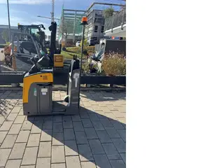 Jungheinrich EFG EZS130 Li-Ion — Foto 2