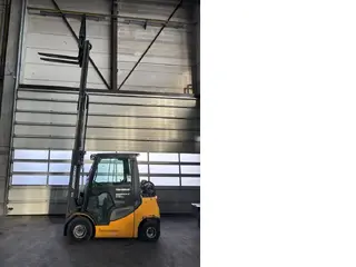 Jungheinrich EFG TFG 425 S Triplex 5.000 mm — Foto 3