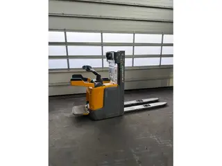 Jungheinrich EFG ERC 214 KP Lithium — Foto 8