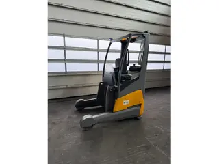 Jungheinrich EFG ETV 216i — Schubmaststapler — gebraucht kaufen | 123Machinery