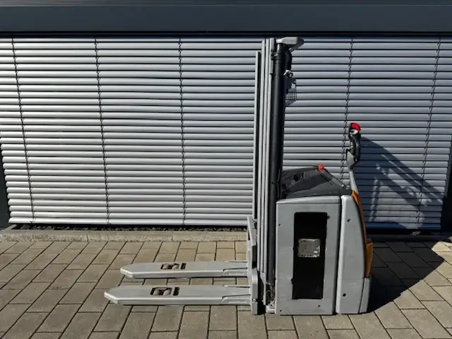 Still EFG EXV14I Initalhub Triplex — Hochhubwagen — gebraucht kaufen | 123Machinery