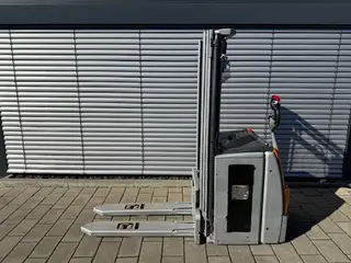 Still EFG EXV14I Initalhub Triplex — Hochhubwagen — gebraucht kaufen | 123Machinery