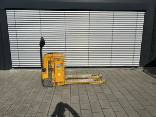 Jungheinrich EFG EJE 120 — Foto 3