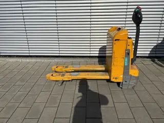 Jungheinrich EFG EJE 120 — Foto 2