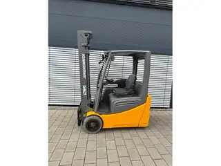 Jungheinrich EFG EFG 218K — Elektrostapler — gebraucht kaufen | 123Machinery