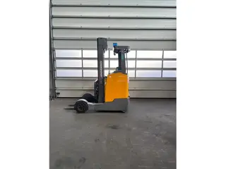 Jungheinrich EFG ETV C16 — Schubmaststapler — gebraucht kaufen | 123Machinery