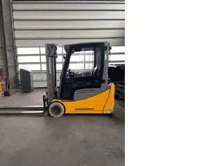 Jungheinrich EFG EFG 220 440DZ — Elektrostapler — gebraucht kaufen | 123Machinery