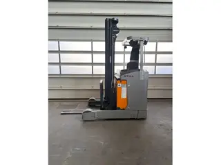 Still EFG FM-X17 — Schubmaststapler — gebraucht kaufen | 123Machinery