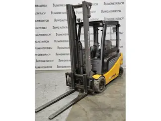 Jungheinrich EFG EFG 318k — Elektrostapler — gebraucht kaufen | 123Machinery