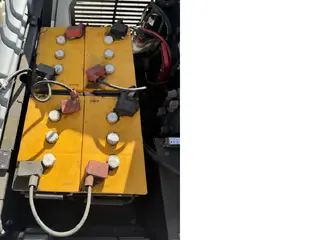 Nilfisk EFG SW 4000 Aufsitzkehrmaschine — Foto 10