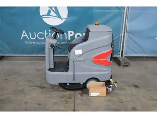 Nilfisk EFG SW 4000 Aufsitzkehrmaschine — Foto 2