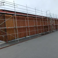 Baugerüst für Gewerbe & Kommunen – Layher — Gerüste — gebraucht mieten | 123Machinery