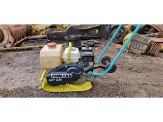 Ammann AVP 1240 — Rüttelplatten — gebraucht kaufen | 123Machinery