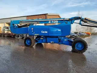 Genie Z-135 — Gelenkarbeitsbühnen — gebraucht kaufen | 123Machinery