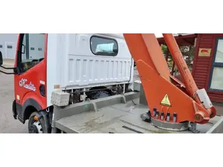 Nissan Cabstar 35.11 (Multitel) — Foto 6