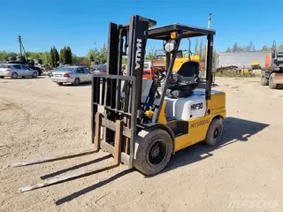 Hyundai R260 HDF30 — Dieselstapler — gebraucht kaufen | 123Machinery