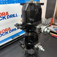 Hydraulic Pump Assembly 550 562 61 — Foto 11