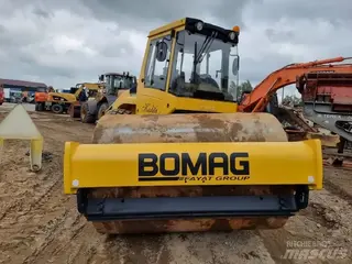 BOMAG BW 213 DH-5 CS-76 — Foto 2
