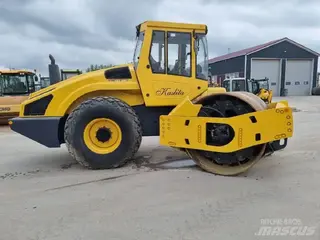 BOMAG BW 213 DH-5 CS-76 — Foto 6