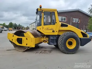 BOMAG BW 213 DH-5 CS-76 — Foto 9