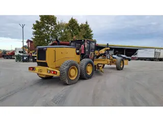 Cat BW 213 DH-5 DT-75 class crawler dozer — Foto 4