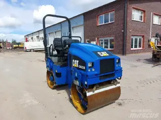 Cat BW 213 DH-5 CB22B — Foto 4