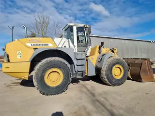 Liebherr 427 L 564 — Foto 4