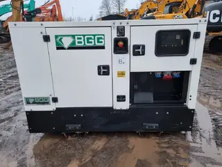 Case 1021F L2106E
