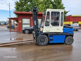 Kalmar 1021F DB 4.5-500 — Dieselstapler — gebraucht kaufen | 123Machinery