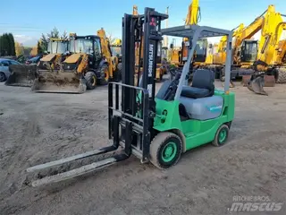 Mitsubishi 1021F FG18 — Dieselstapler — gebraucht kaufen | 123Machinery