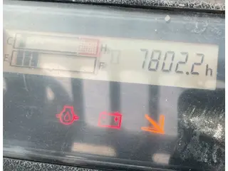 Toyota 02-8FDJF35 Dieselstapler — Foto 6