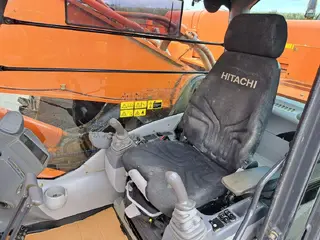 Hitachi Zaxis 670LCH-3 — Foto 6