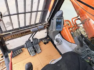 Hitachi Zaxis 670LCH-3 — Foto 7